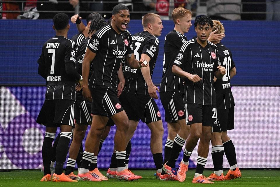 欧冠神经刀法兰克福：5-1开门红后连遭1-5惨败，德甲亦现惊天逆转