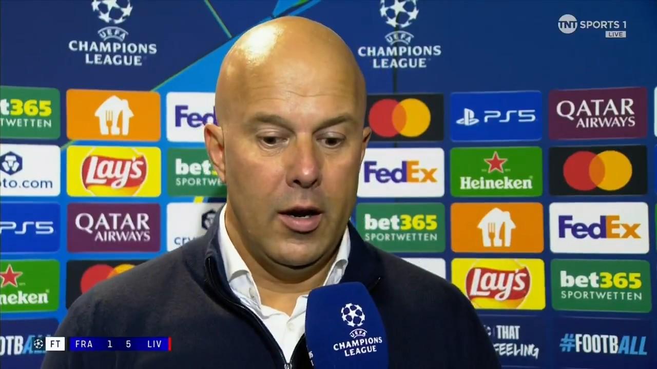 斯洛特谈伊萨克：腹股沟不适离场，期待最佳恢复