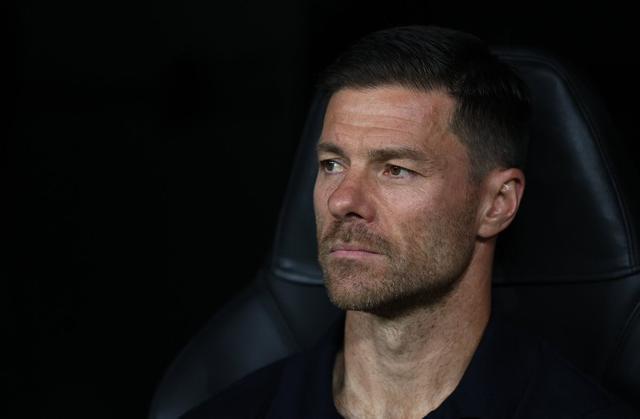 执教皇马前三场欧冠全胜，哈维-阿隆索创历史纪录