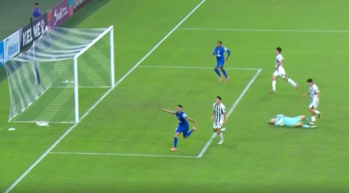 申花亚冠首胜引热议：展现老牌底蕴，政策或成突破关键