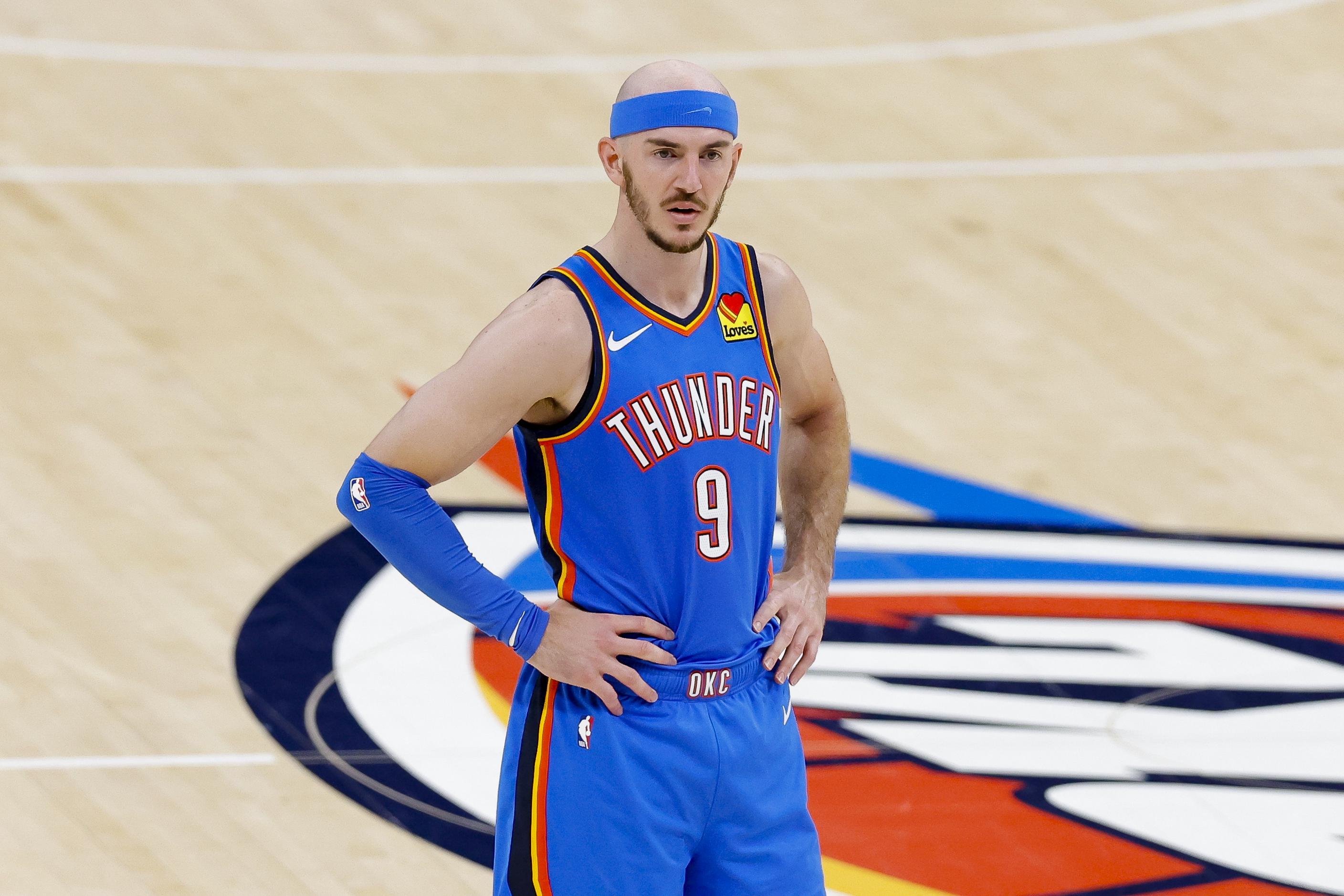 雷霆伤病潮来袭！卡鲁索脑震荡缺阵，多人无缘战步行者