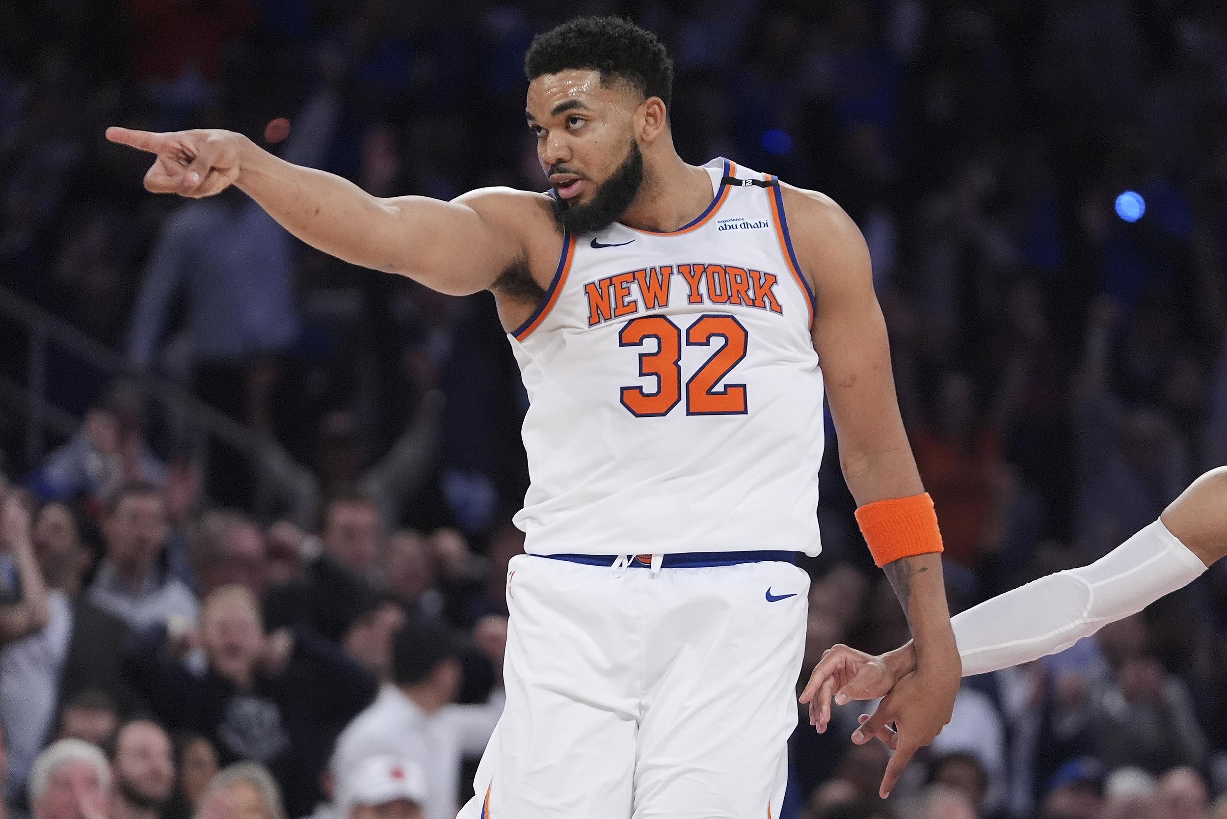 尼克斯VS骑士揭幕战伤病更新：唐斯出战存疑，4人确定缺席