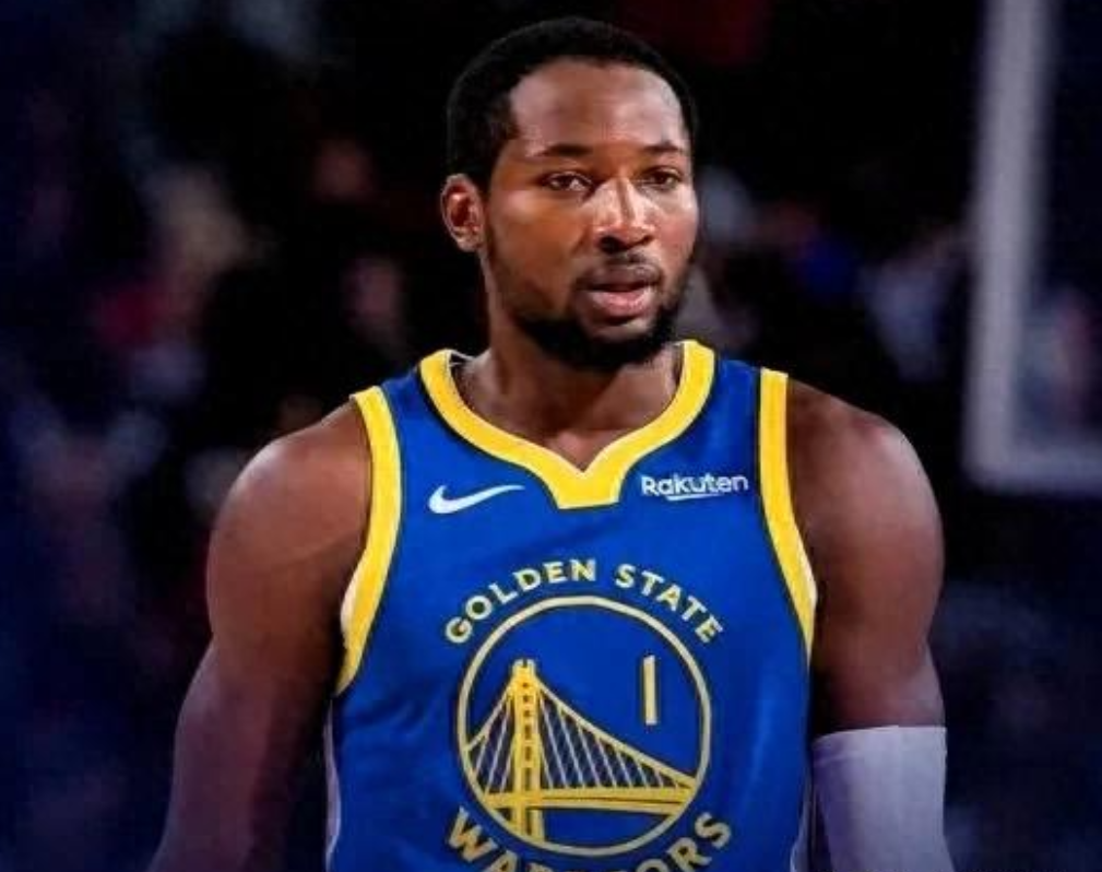 詹姆斯缺阵揭幕战：库明加崛起，湖勇大战开启新篇章