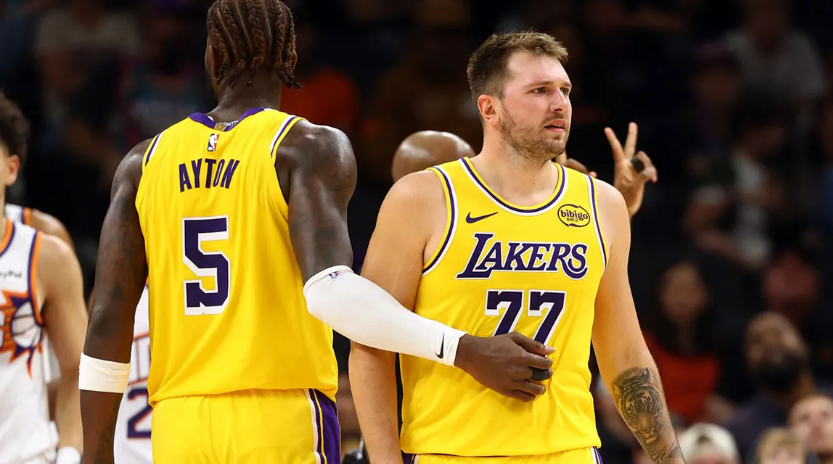 东契奇43+12+8难救主，湖人困境凸显，詹姆斯或离队？