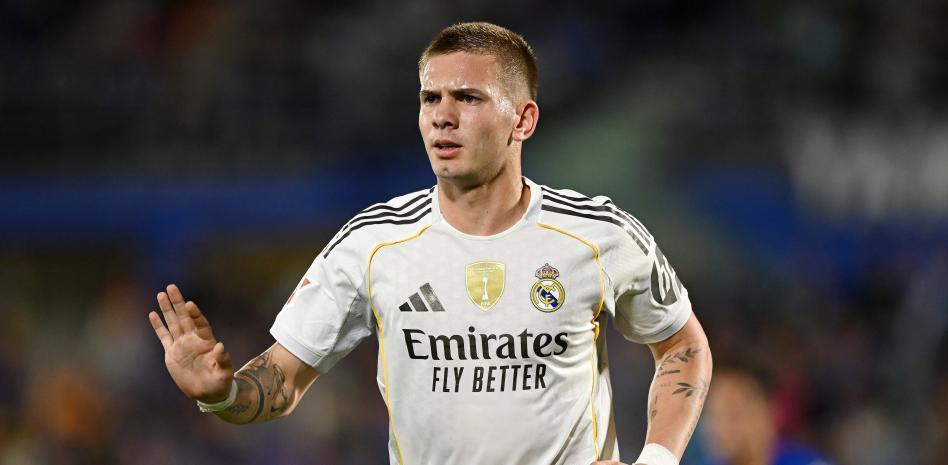 世体：阿隆索用人重状态，马斯坦托诺因表现差坐替补席