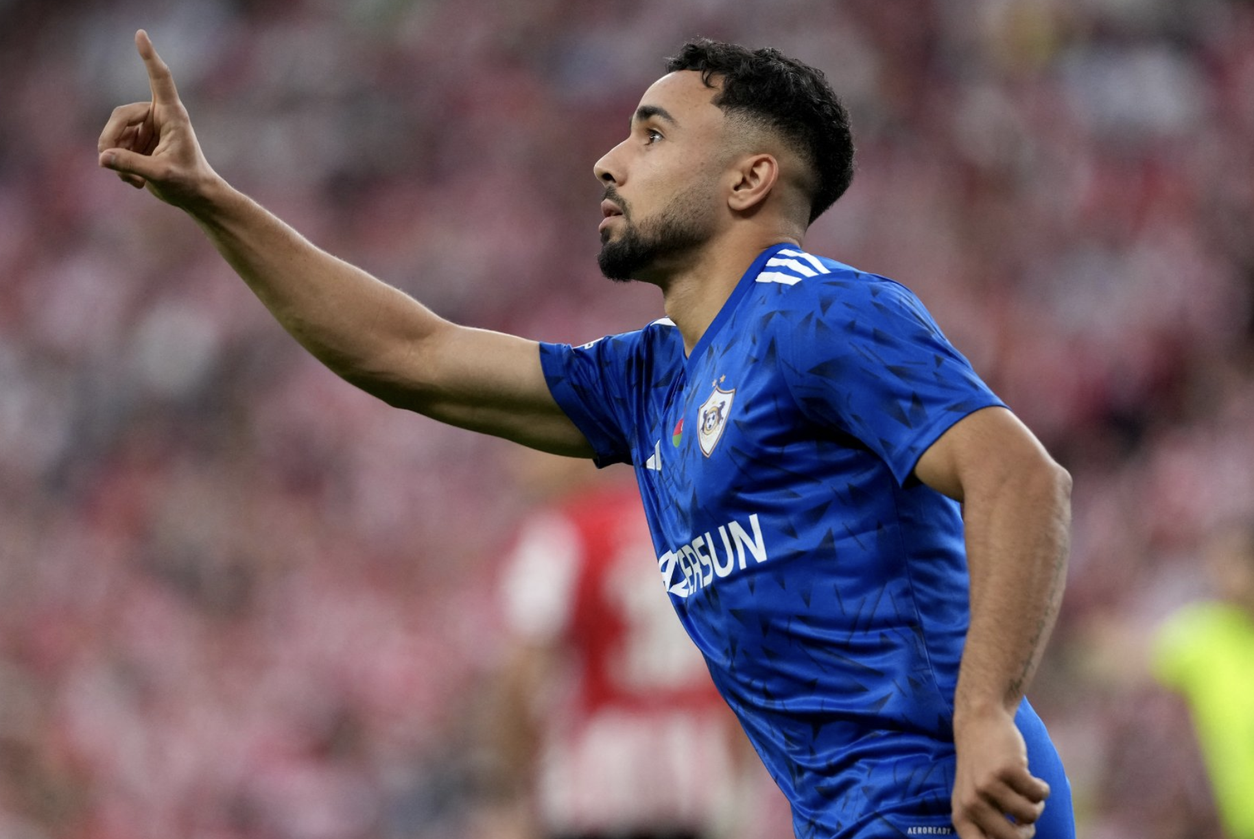 历史首人！卡拉巴克前锋安德拉德三度欧战首分钟破门创纪录