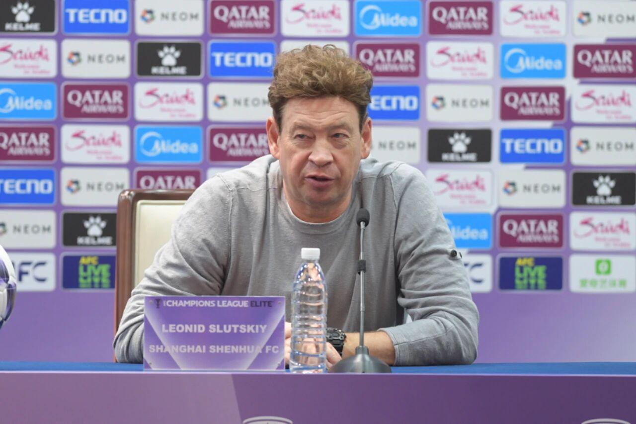 斯卢茨基盛赞申花亚冠进步，阿苏埃头球技术获赞