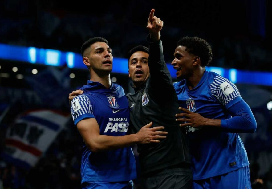 媒体热议申花亚冠首胜：全力以赴显态度，中超格局生变数