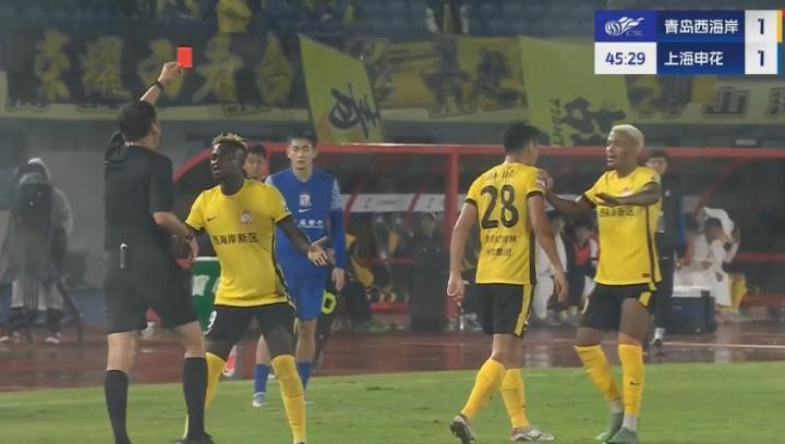中足联重拳出击！张呈栋追骂裁判遭停赛5场+罚款10万