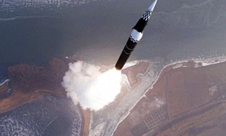 高市早苗刚上任，朝鲜导弹试射成日本新首相外交首考