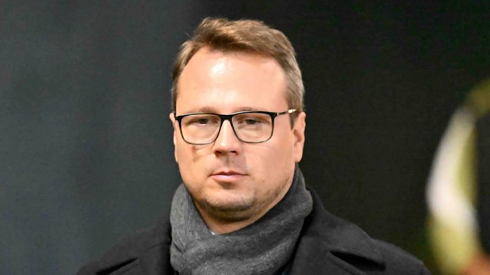 图片报：尤文正寻找新体育总监，考虑聘请南安普顿的施波尔斯