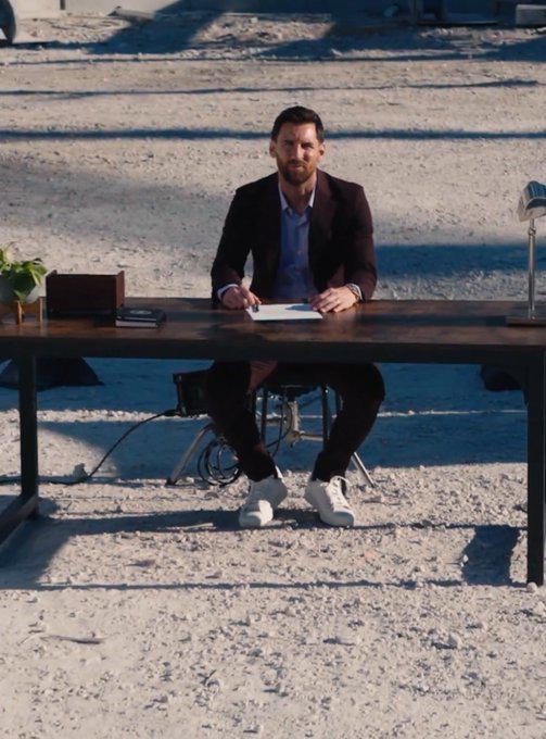 迈阿密国际正式预告：梅西续约至2028年，传奇继续