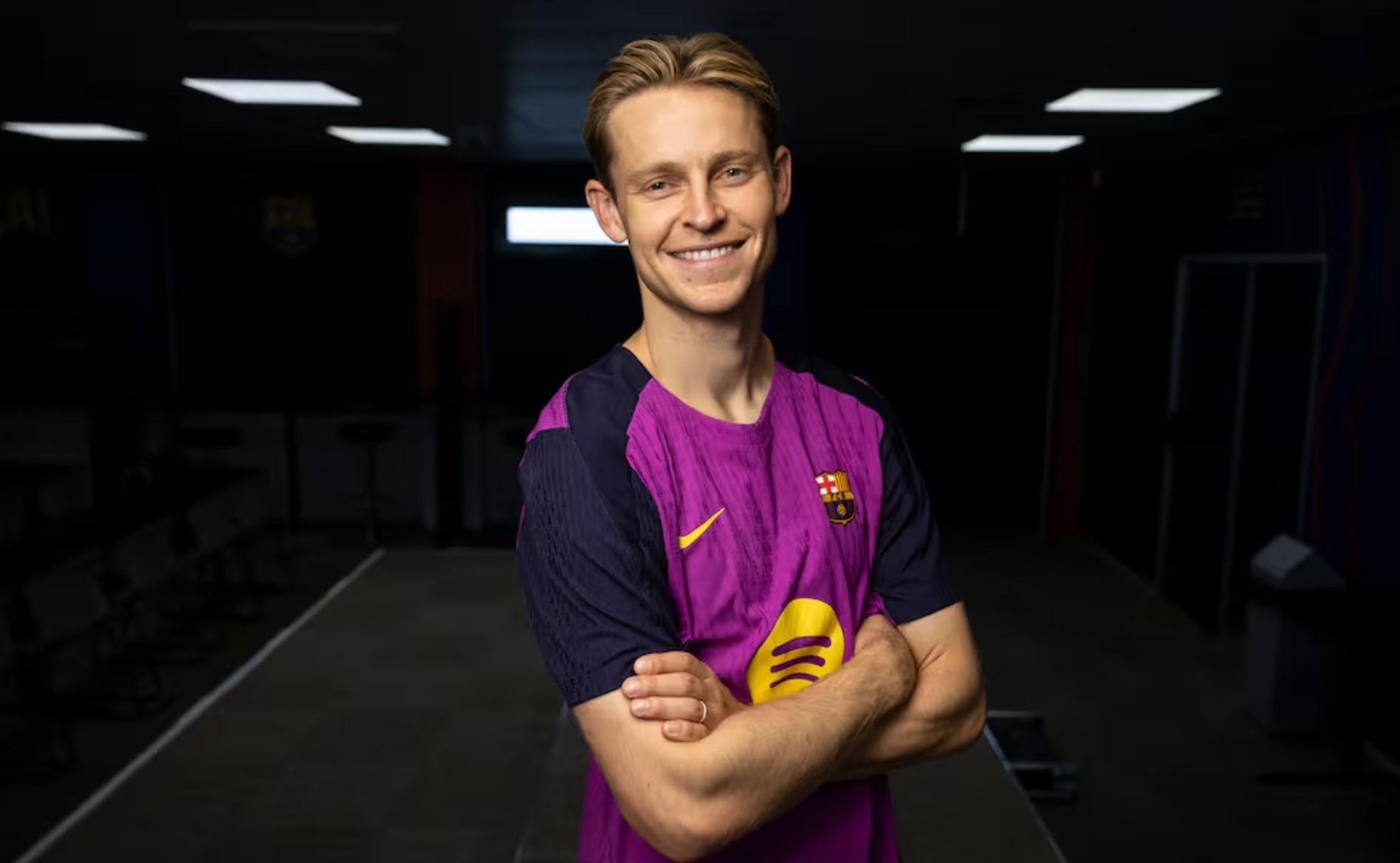 塞尔电台：巴萨中场德容感染肠道流感，队内扩散引担忧