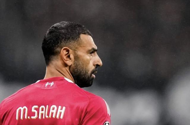 利物浦5-1大胜法兰克福：埃基蒂克崛起，萨拉赫陷困境