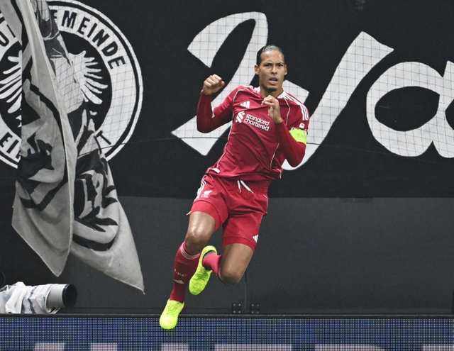 范戴克展现领袖风范！利物浦欧冠5-1大胜 摆脱4连败阴霾