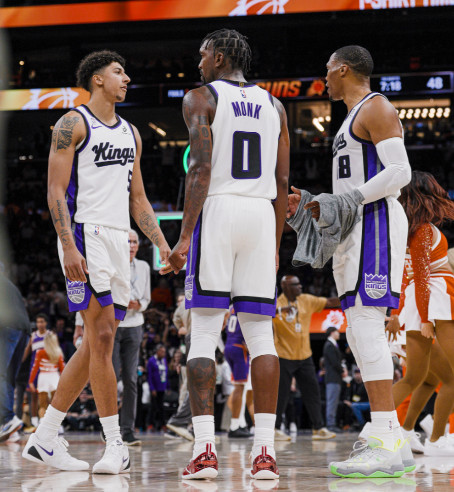 国王20分逆转太阳！36岁威少首秀低迷决胜时刻遭弃用