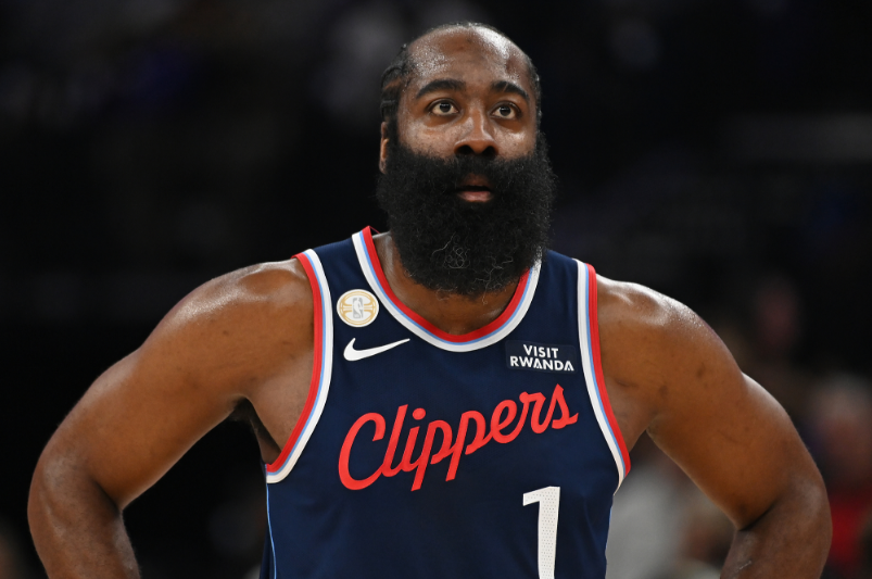 快船108-129惨负爵士！哈登15+11比尔首秀低迷仅5分