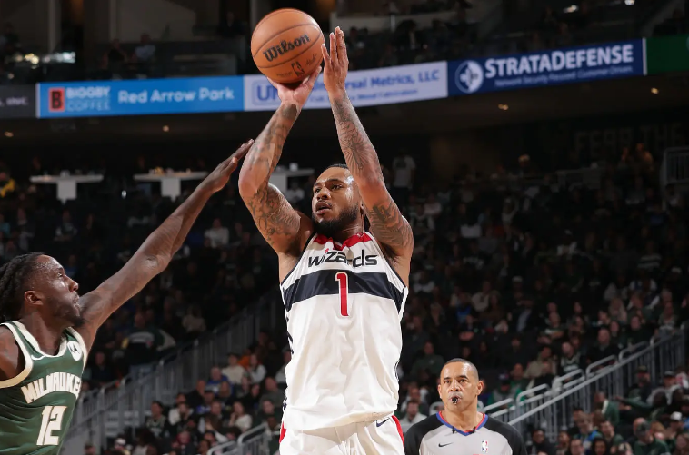 加盟奇才后大放异彩！前火箭侧翼新星惠特莫尔迎来新机遇