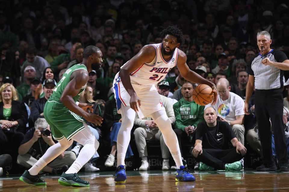 马克西狂轰40+7三分 76人险胜凯尔特人 探花新秀34+7创纪录