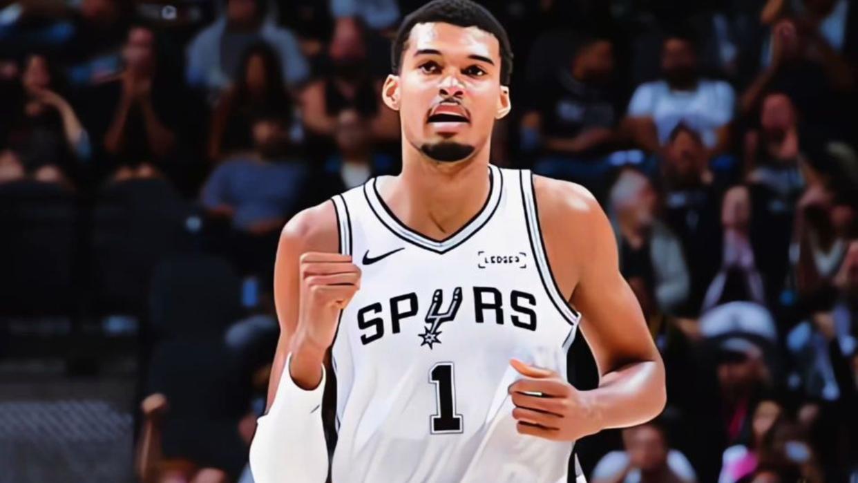 文班亚马狂砍40+15创马刺队史，攻防统治力比肩邓肯