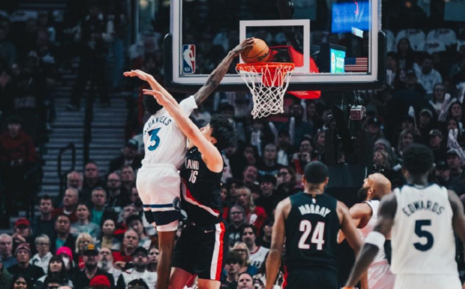 杨瀚森NBA首秀遇冷！开拓者惜败森林狼，爱德华兹41分闪耀全场