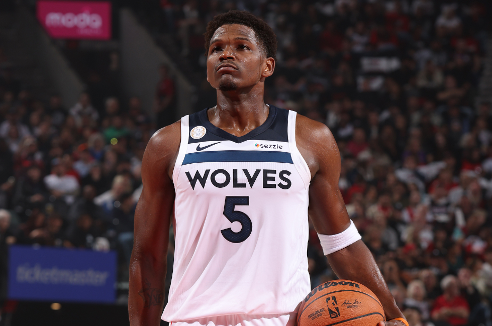 爱德华兹41分创森林狼队史揭幕战得分新纪录