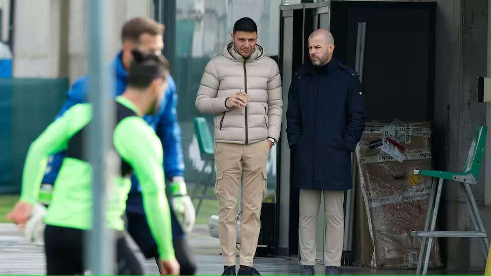 贝蒂斯总监：欧联杯冠军志在必得，全力备战亨克之战