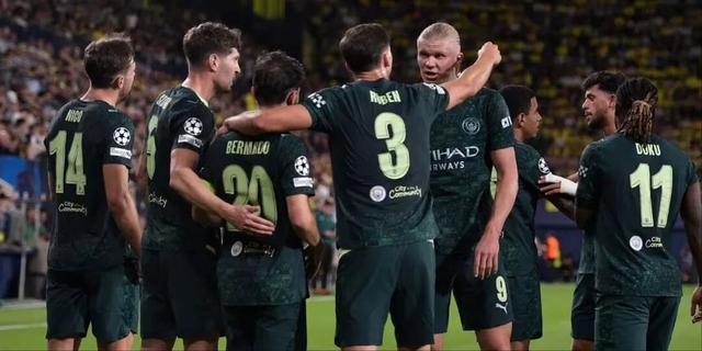 曼城右边锋之争落幕！萨维尼奥连续助攻爆发，力压青训新星