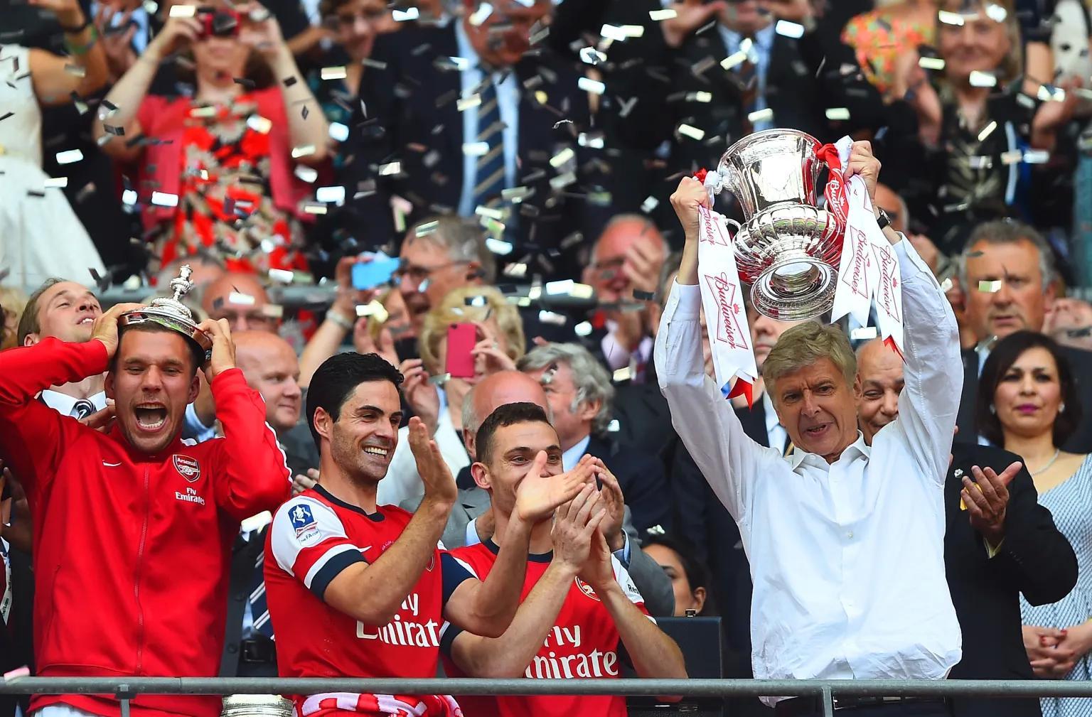 布鲁斯忆温格：14年足总杯若输或遭解雇