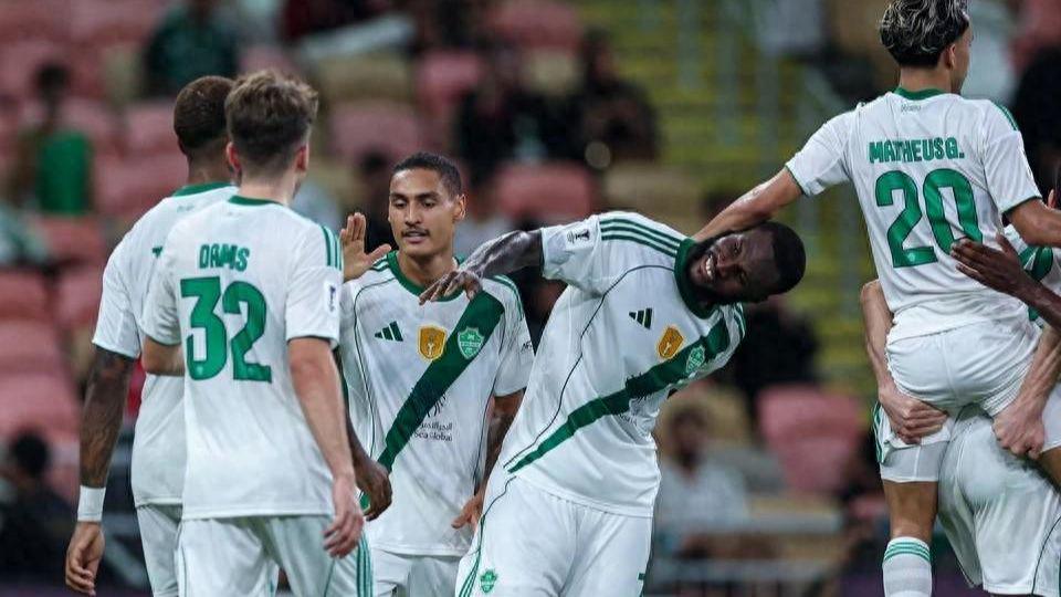 吉达国民创亚洲赛事21场不败纪录，书写足坛传奇