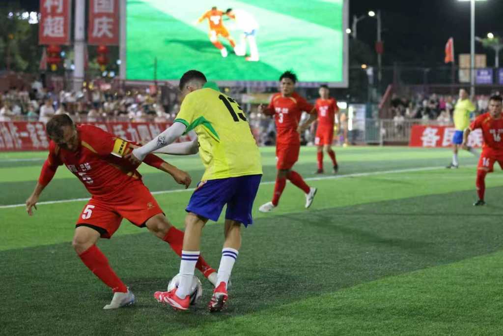 沪疆携手推动足球发展，边疆体育文化事业绽放新光彩