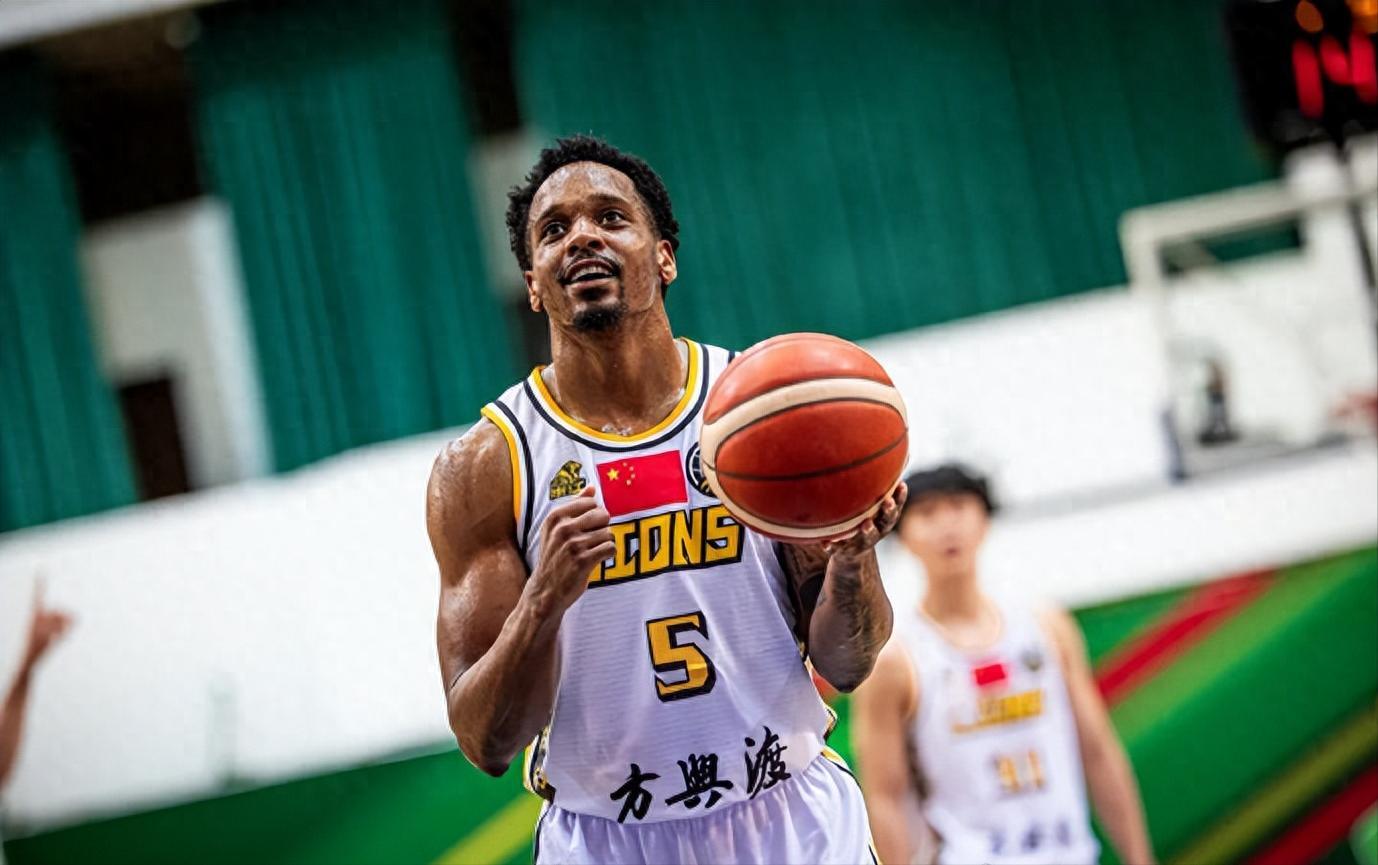 广厦男篮四外援阵容揭晓，11月齐聚助力卫冕之路