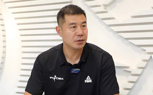 山东女篮新赛季崛起在望！侯冰引援两大WNBA后卫助阵张子宇