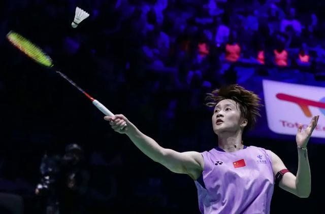 陈雨菲2-1力克山口茜 法国公开赛女单三连四强创佳绩