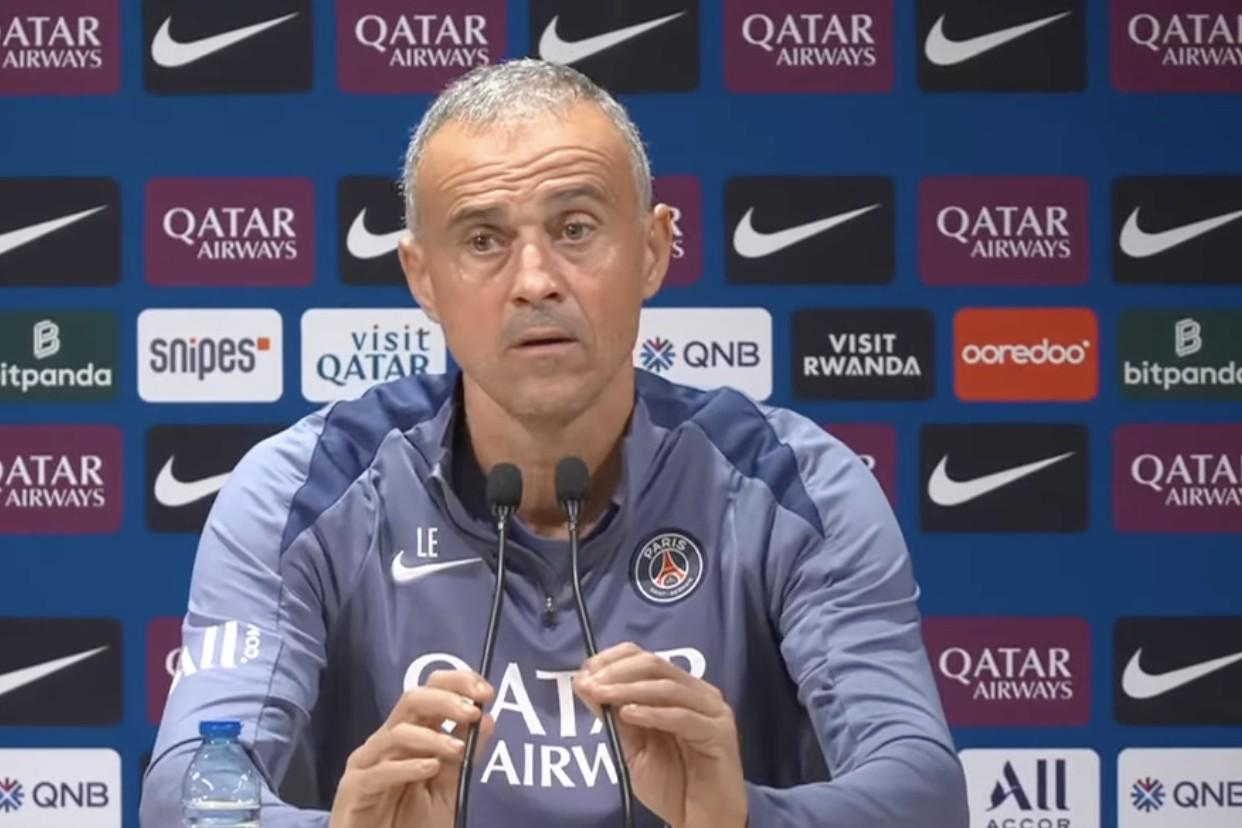 恩里克谈巴黎圣日耳曼：欧冠全胜与联赛挑战，球队心态是关键