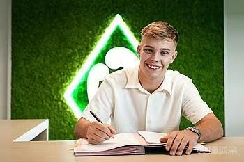 德天空：门兴、海登海姆有意引进不莱梅21岁前锋科克-托普