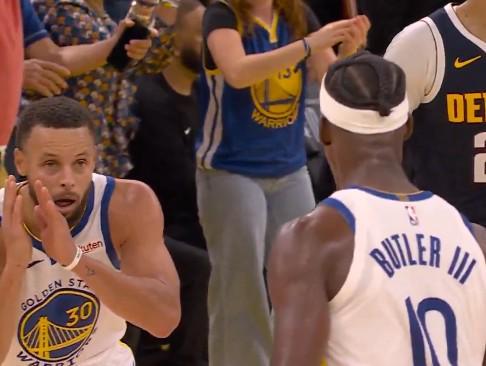 库里为何让巴特勒做‘晚安安’？揭秘勇士队内庆祝动作分享传统