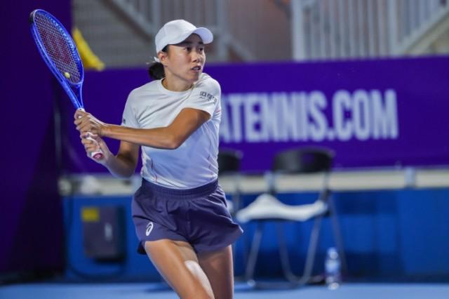 张帅逆转晋级广网女单八强，展现强劲实力