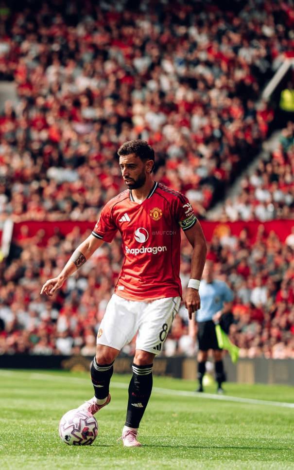 B费谈拒沙特高薪：教练称我仍是核心，曼联目标未变