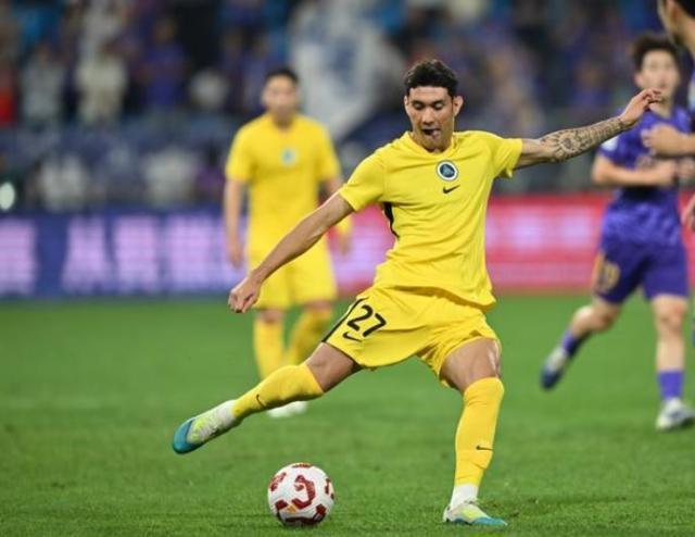 中超第28轮：埃杜·加西亚双响 9人深圳客场2-1力克武汉三镇