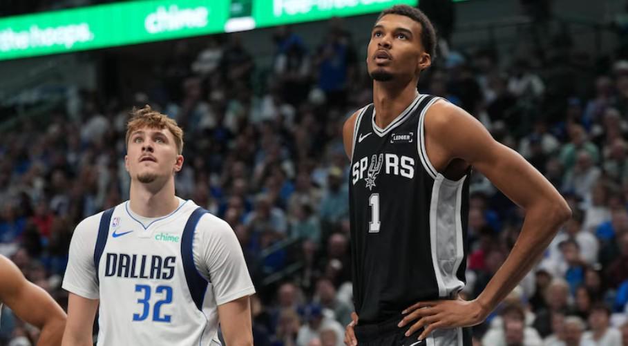 弗拉格首秀盛赞文班亚马：表现不可思议，我从未见过