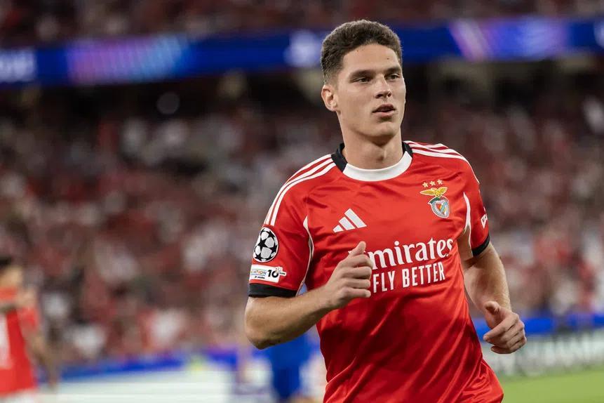 本菲卡中场苏达科夫：租住阿莫林旧宅，分享里斯本生活趣事