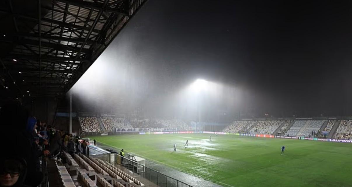 欧协联：里耶卡vs布拉格斯巴达因暴雨积水严重比赛延期