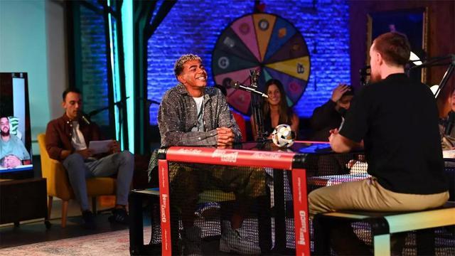 亚马尔节目中调侃皇马偷窃 皮克力挺引发热议