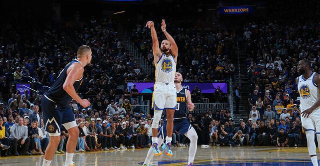 库里42分+戈登50分创生涯新高 勇士加时137-131险胜掘金