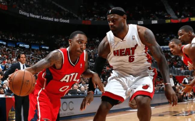 前NBA球员曝讨论詹姆斯遭警告，联盟影响力引热议