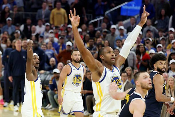 宝刀不老！勇士内线老将霍福德攻防两端持续闪耀