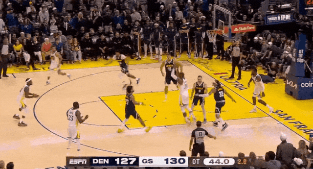 库里狂砍42分 勇士老将组合展现惊人默契