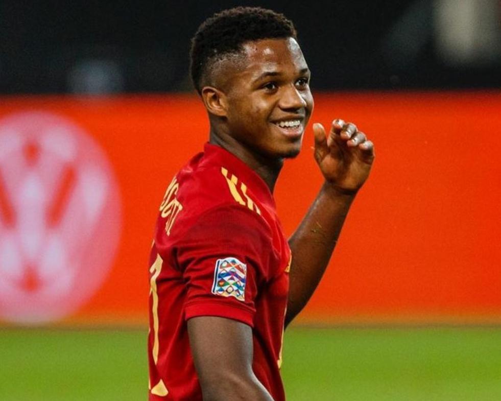 西媒：巴萨拒绝召回前10号，1400万年薪成阻碍，1100万可买断