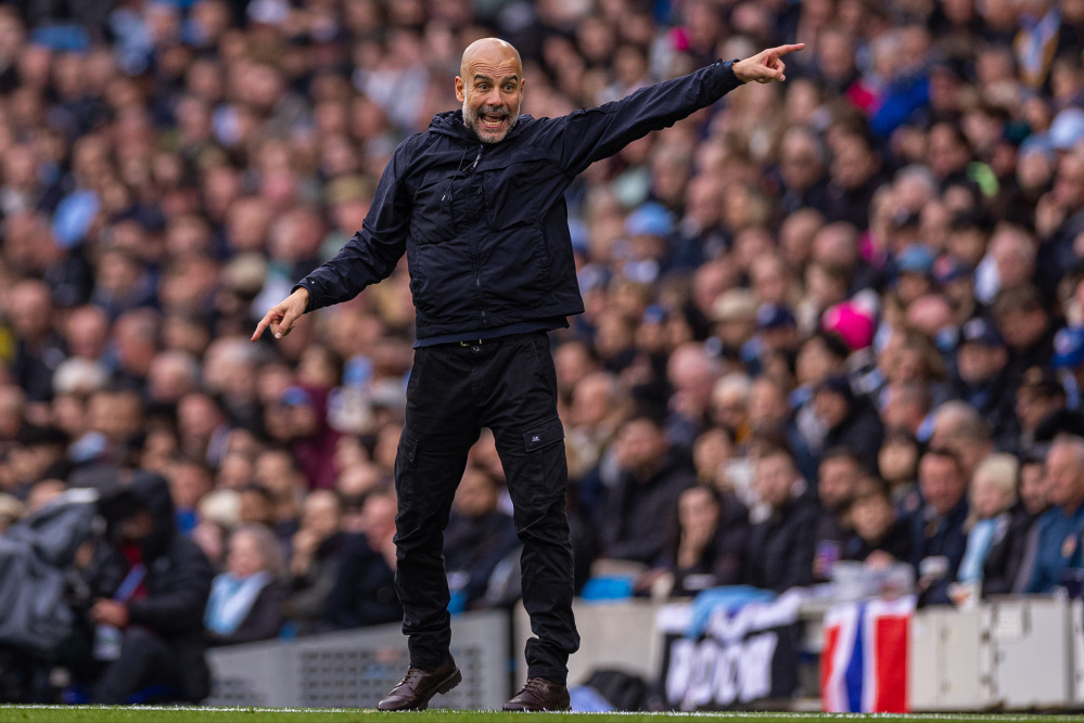 英超争冠关键战：伦敦双雄稳守主场，曼城红军客场挑战重重